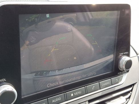 Used 2023 Nissan Altima 2.5 SR image 17