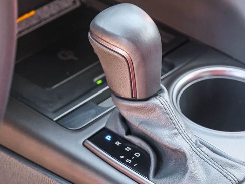 Certified 2021 Toyota Camry XSE FWD image 21