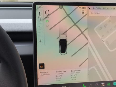Used 2024 Tesla Model 3 Standard Range RWD image 20