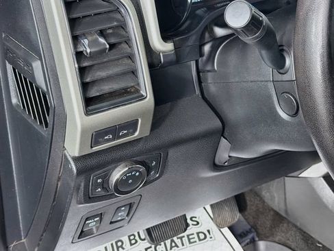 Used 2018 Ford F150 Lariat w/ Equipment Group 502A Luxury AWD/4WD image 10