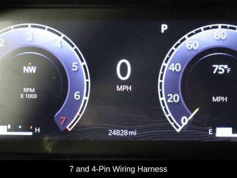 Used 2025 Jeep Grand Cherokee Altitude AWD/4WD image 30