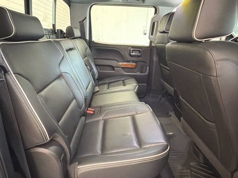 Used 2018 Chevrolet Silverado 1500 High Country AWD/4WD image 28