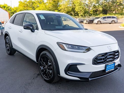 New 2026 Honda HR-V Sport image 4