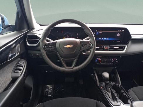 Used 2024 Chevrolet TrailBlazer LT image 23