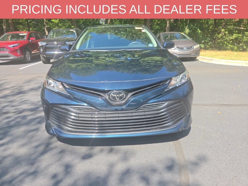 Used 2020 Toyota Camry LE FWD image 2