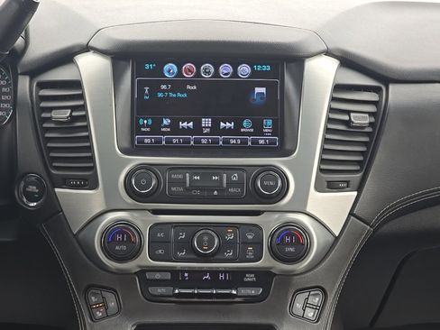 Used 2017 GMC Yukon XL SLT w/ Open Road Package image 40