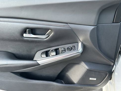 Certified 2023 Nissan Sentra SR w/ SR Premium Package image 17