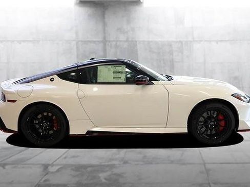 New 2027 Nissan Z NISMO RWD image 5