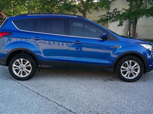 Used 2019 Ford Escape SEL AWD/4WD image 4