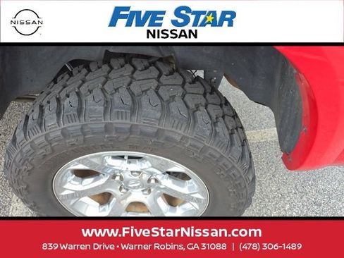 Used 2017 RAM 1500 Laramie RWD image 13