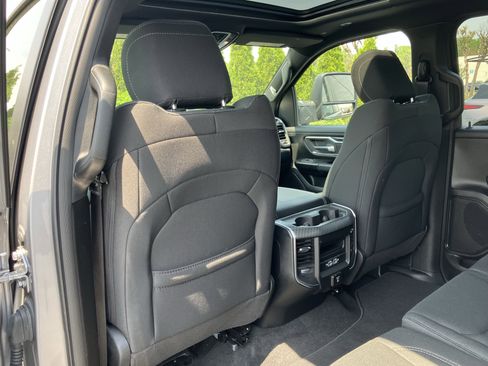 Used 2025 RAM 1500 Big Horn AWD/4WD image 17