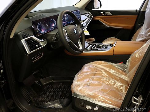 Used 2026 BMW X7 xDrive40i image 11