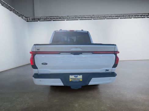 New 2023 Ford F150 Lightning Platinum image 4