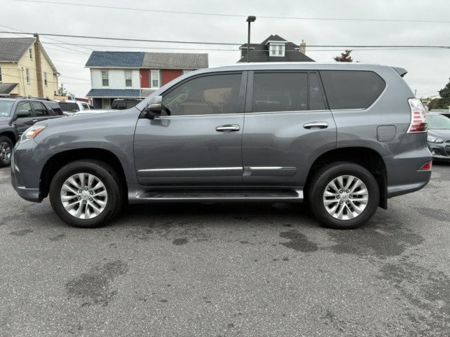 Used 2016 Lexus GX 460 w/ Premium Package AWD/4WD image 5