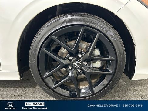 Used 2025 Honda Civic Sport image 12