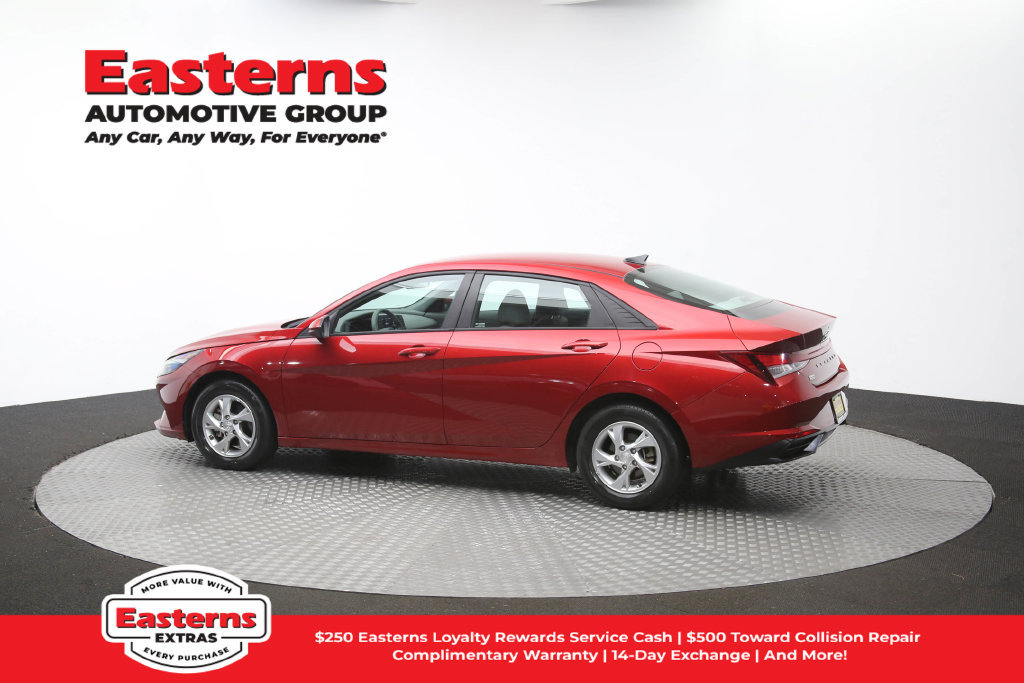 Used 2023 Hyundai Elantra SE w/ Cargo Package FWD image 62
