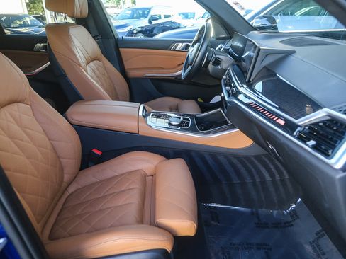 Used 2025 BMW X5 M60i w/ Parking Assistance Package image 13