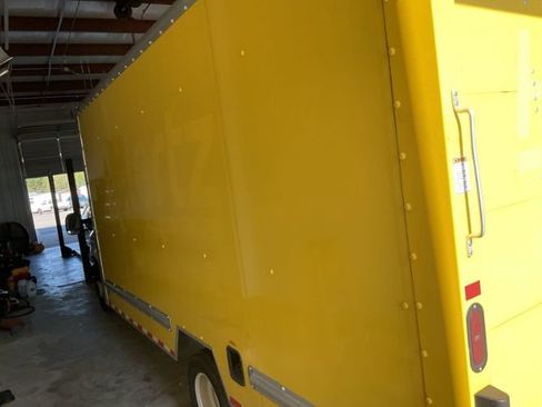 Used 2024 Ford E-350 and Econoline 350 Super Duty w/ Driver's Safety Package RWD image 3