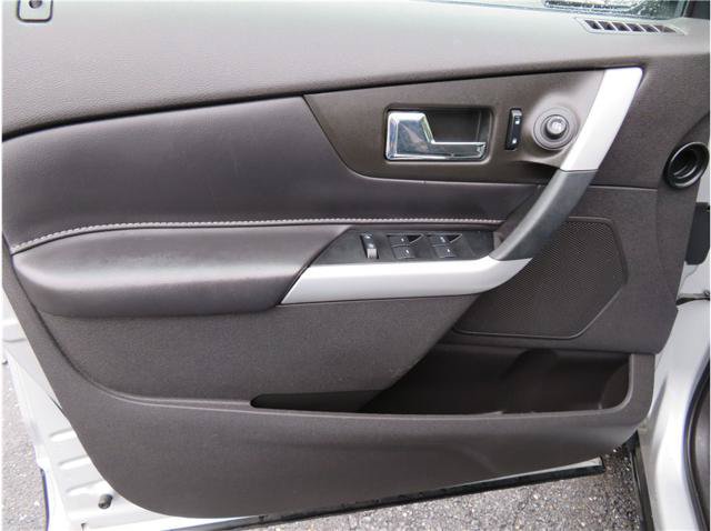 Used 2014 Ford Edge SE FWD image 12