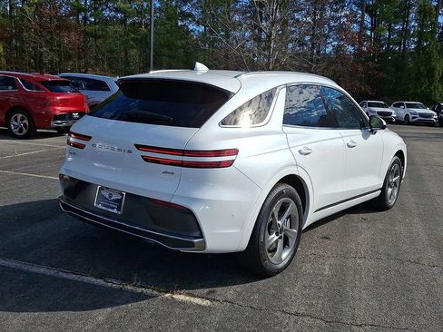 New 2026 Genesis GV70 2.5T Advanced image 12