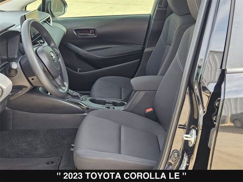 Used 2023 Toyota Corolla LE image 11