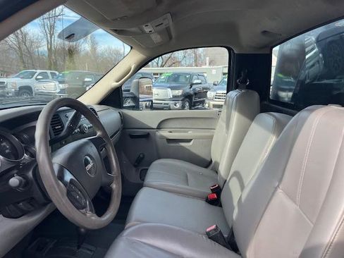 Used 2011 GMC Sierra 3500 W/T w/ Snow Plow Prep Package image 12