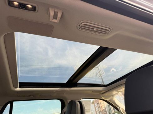 New 2025 Lincoln Navigator Reserve image 8