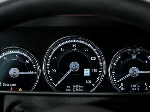 Used 2023 Rolls-Royce Cullinan w/ Leather Finishing Pack AWD/4WD image 27