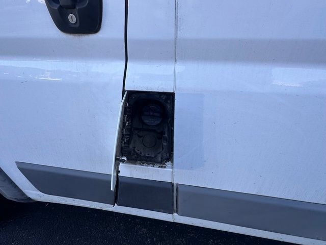 Used 2017 RAM ProMaster 2500 FWD image 11