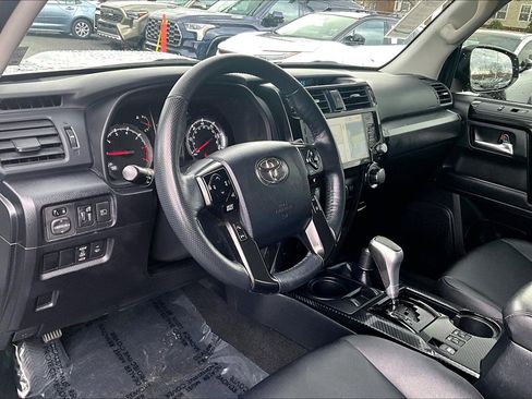 Used 2023 Toyota 4Runner TRD Off-Road Premium image 13