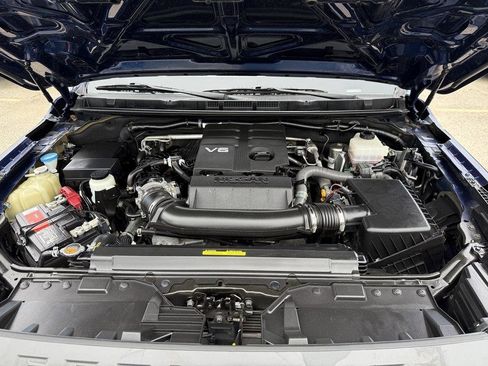 Used 2023 Nissan Frontier PRO-4X w/ Pro Convenience Package image 18