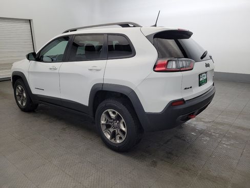 Used 2019 Jeep Cherokee Trailhawk AWD/4WD image 3