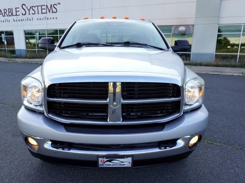 Used 2007 Dodge Ram 2500 Truck SLT image 2