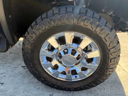 Used 2019 GMC Sierra 2500 Denali w/ Duramax Plus Package AWD/4WD image 24