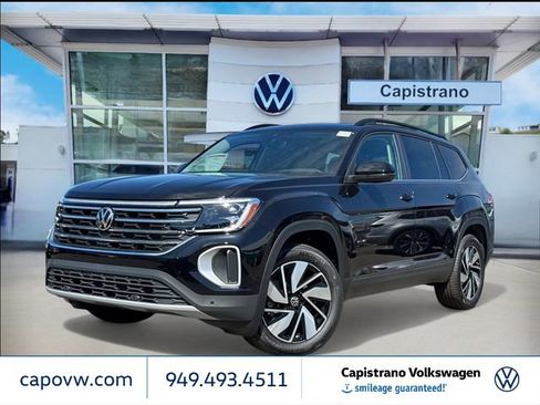 New 2026 Volkswagen Atlas SE image 1