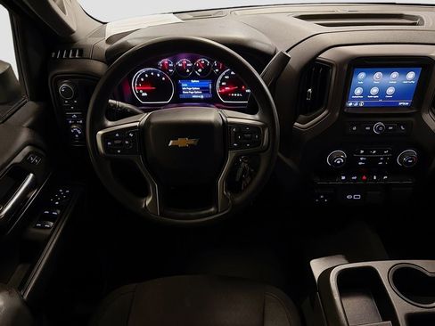 Used 2022 Chevrolet Silverado 2500 Custom w/ Custom Convenience Package AWD/4WD image 22