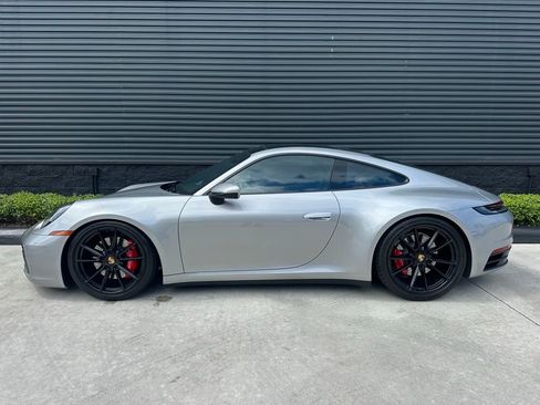 Certified 2020 Porsche 911 Carrera 4S AWD/4WD image 2