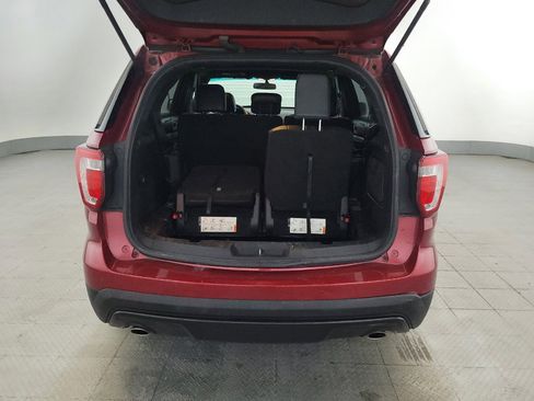 Used 2016 Ford Explorer XLT w/ Equipment Group 202A AWD/4WD image 29