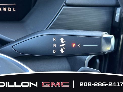 Used 2025 GMC Acadia Elevation w/ Elevation Premium Package FWD image 23