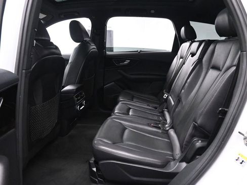 Used 2017 Audi Q7 3.0T Prestige image 15