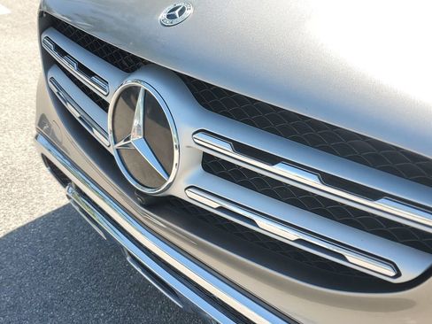 Used 2021 Mercedes-Benz GLC 300 4MATIC image 8