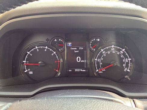 Used 2023 Toyota 4Runner SR5 Premium w/ Moonroof Package image 38