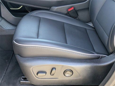 Certified 2025 Buick Enclave Preferred image 28