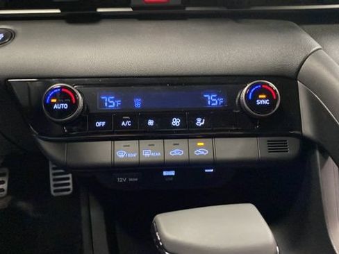 New 2026 Hyundai Elantra Sport FWD image 17