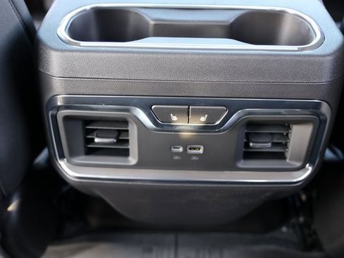 New 2026 GMC Sierra 1500 SLT image 26