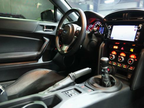 Used 2018 Subaru BRZ Limited w/ 50th Anniversary Edition image 38