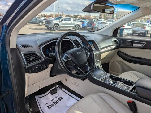 Used 2020 Ford Edge Titanium image 13