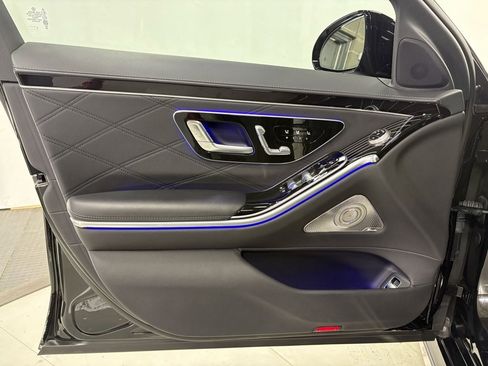 Used 2025 Mercedes-Benz S 63 AMG S image 6