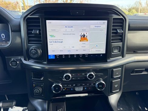 Used 2025 Ford F150 Lariat w/ Equipment Group 501A Mid image 34