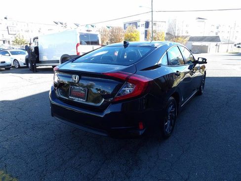 Used 2018 Honda Civic EX image 6